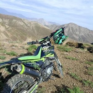 استیکر نیم ژله ایی  با لمینیت محافظتی موتور سیکلت روان